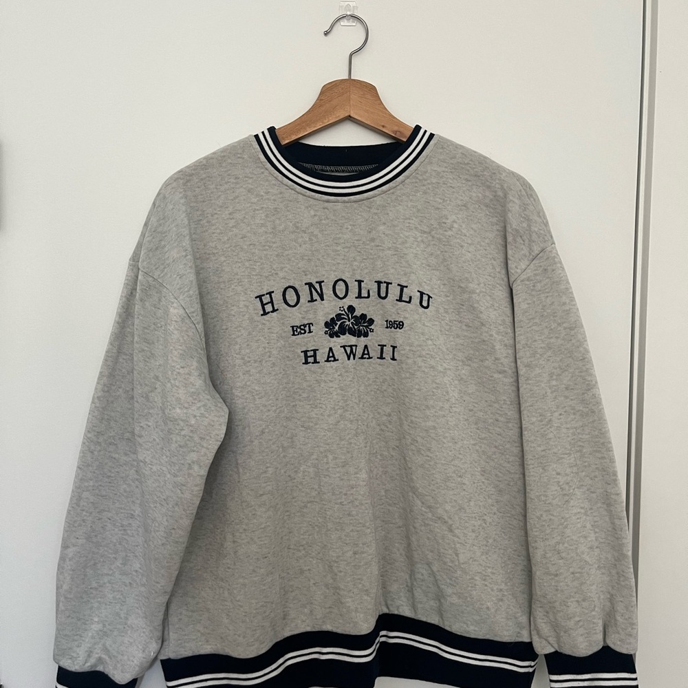 Gray Honolulu Hawaii women’s Sweater